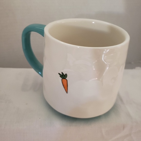 Super cute XL Easter Mug that says "Eggstra Special Delivery" - Picture 3 of 6